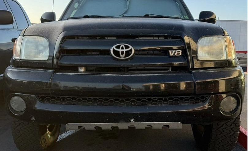 Toyota Tundra headlights before restoration